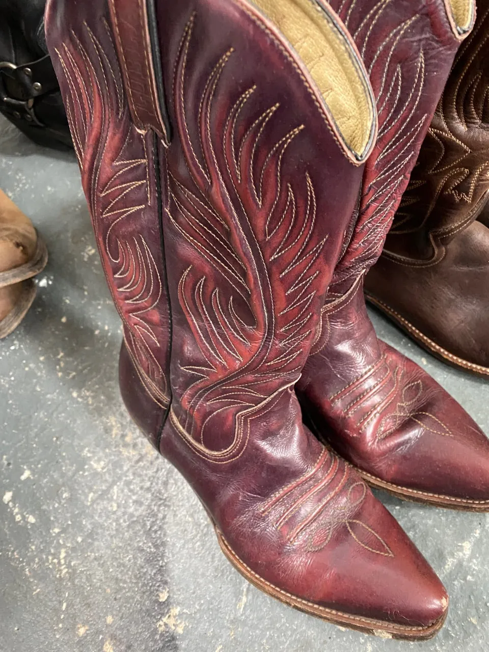 10 pc cowboy boots and biker boot mix