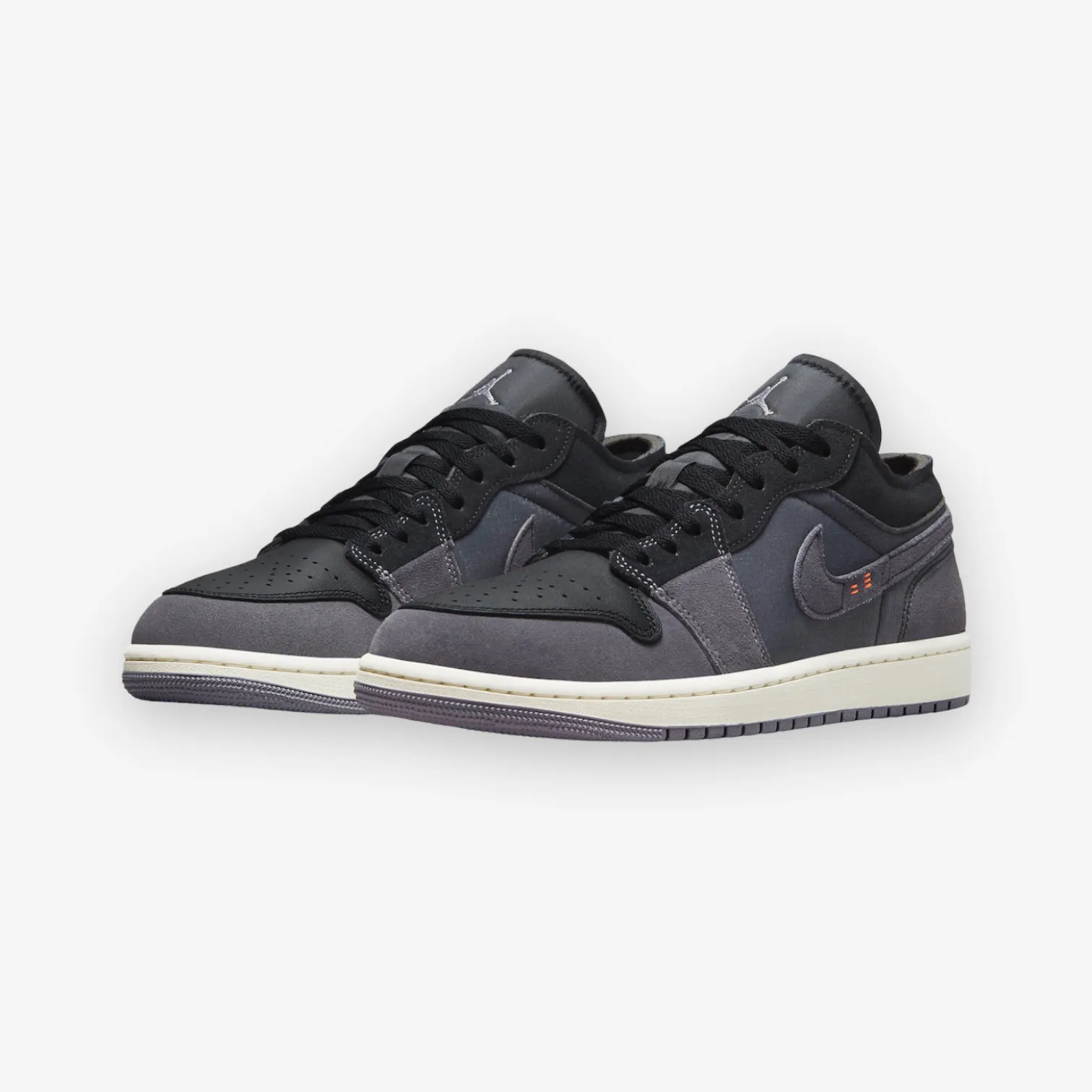 Air Jordan 1 Low SE Black Cement Grey Light Graphite DN1635-001