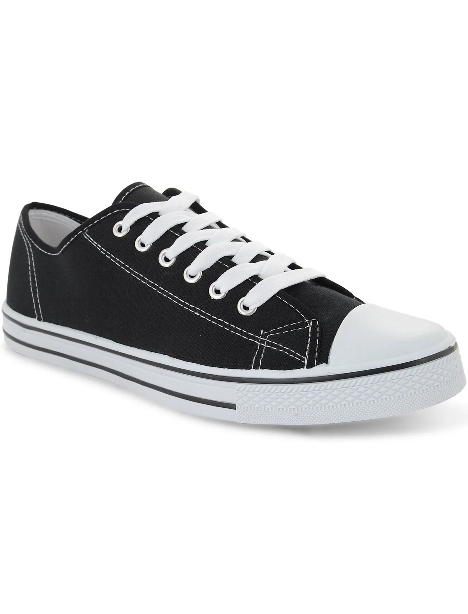 Mens Taylor Low Top Lace Up Canvas Trainers in Black