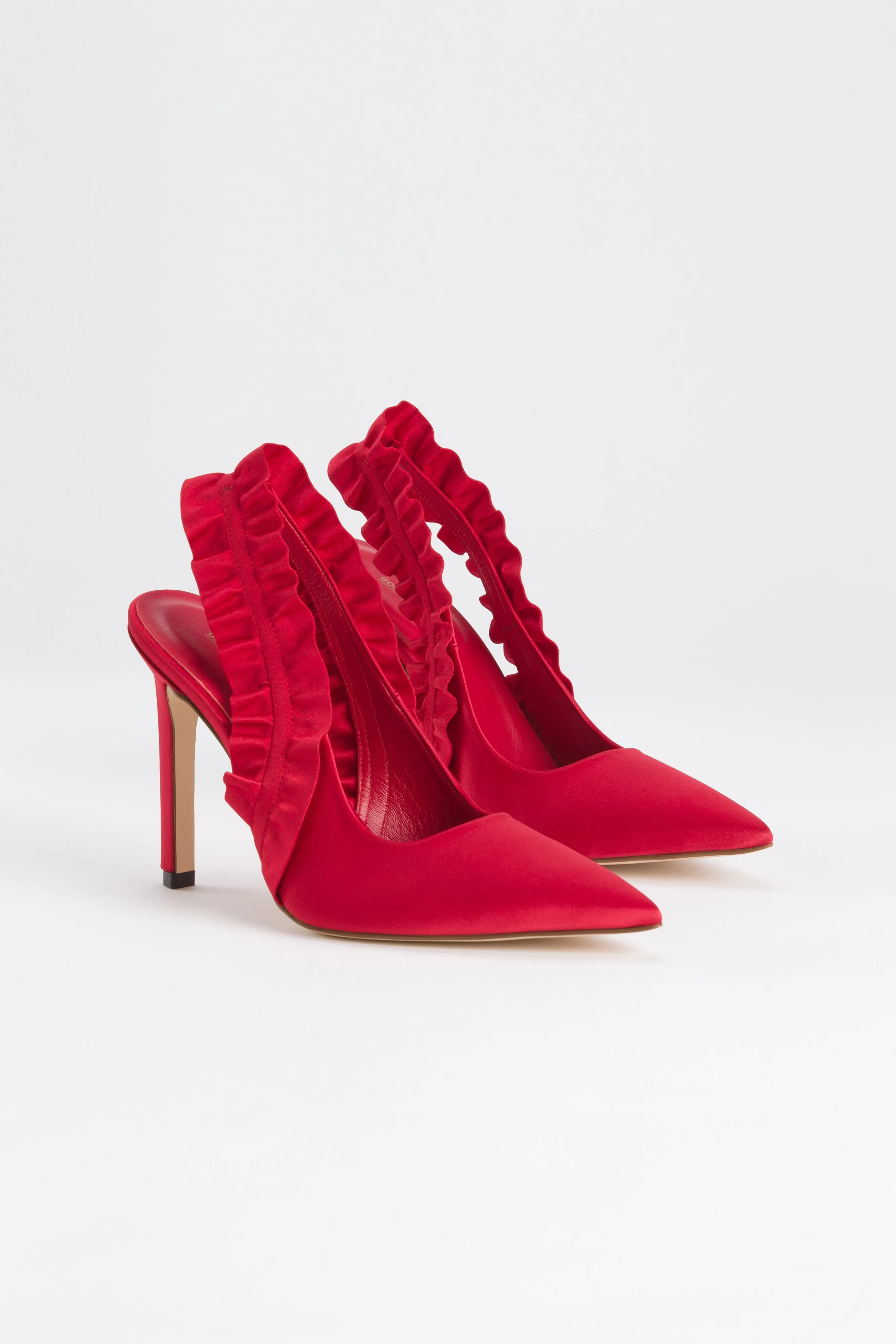 RUFFLE PUMP | SATIN RED001