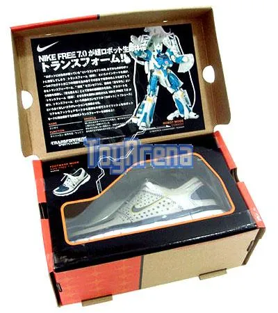 Transformers Takara 01A Ultra Magnus Nike Shoe Free 7.0 Sport Label