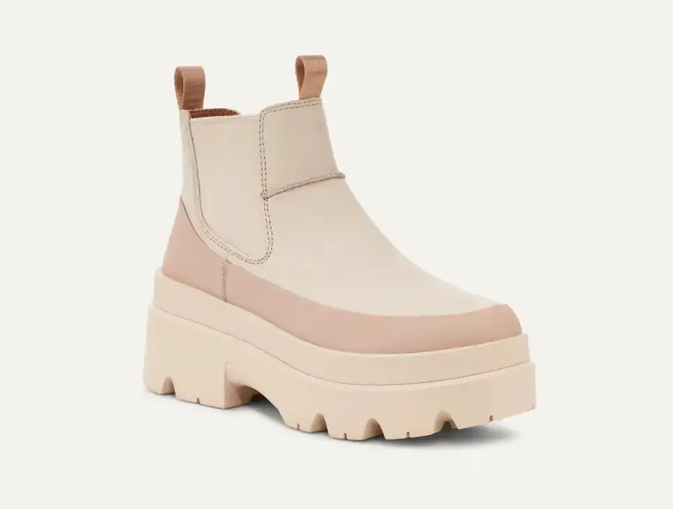 UGG® Women's Brisbane Chelsea