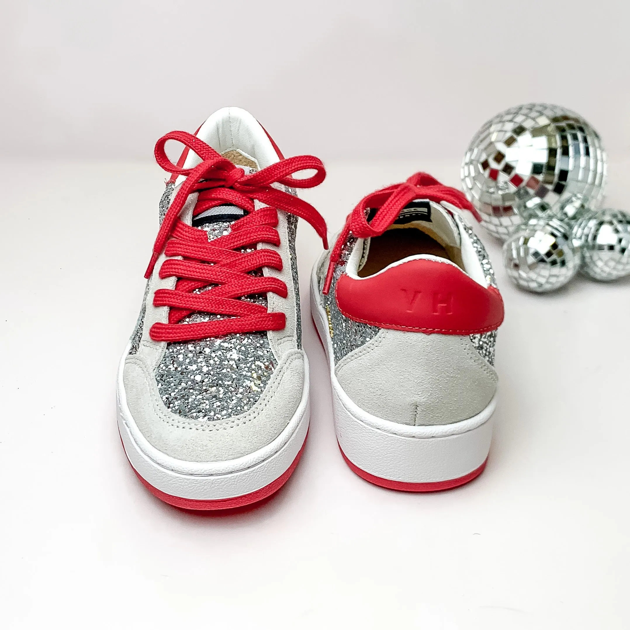 Vintage Havana | Denisse 18 Sneakers in Silver and Red Glitter Multi